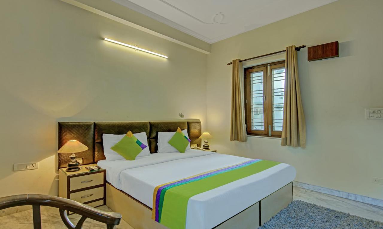 Itsy Hotels Swastika Inn Sector 26 Noida Exterior foto